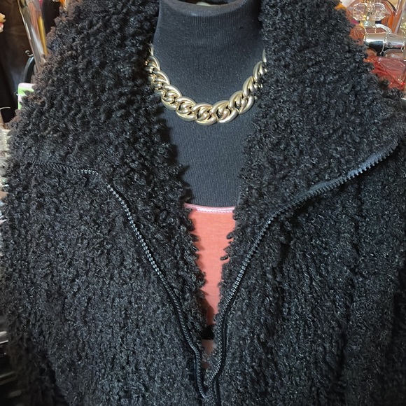 Winter coat - Picture 3 of 7